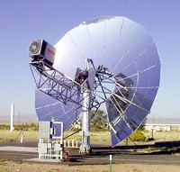 2.600+ Concentratore Parabolico Di Energia Solare Foto stock