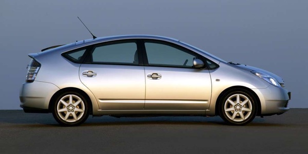 prius-600x300.jpg